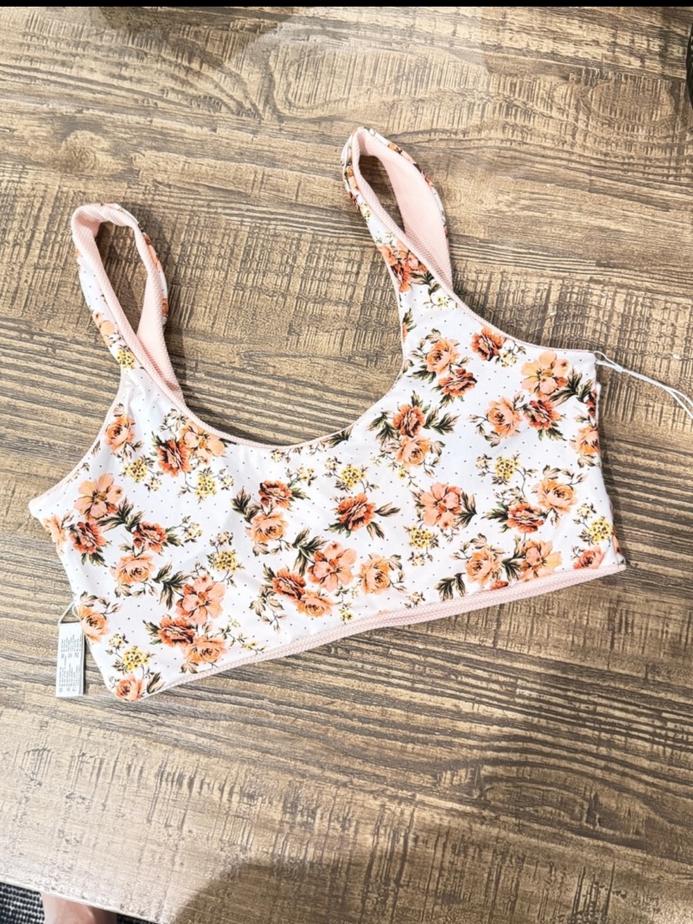 (TOP) Maaji Izzy Floral Reversible Bikini Top- Medium.